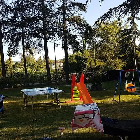 Nocleg ze śniadaniem Il Giardino Delle Noci *